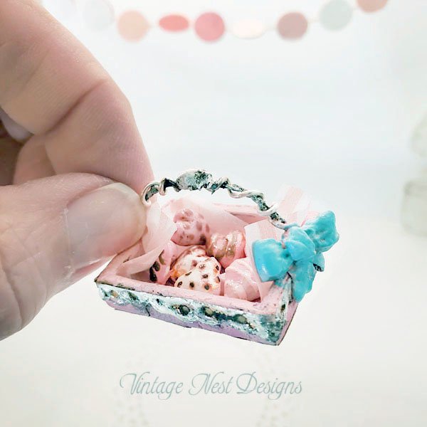 Valentine Cookies Basket No.1 Dollhouse Miniature Handmade image 4