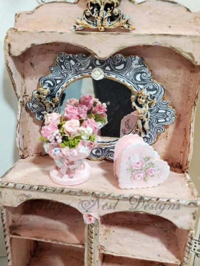 Heart & Roses Box No.1 Dollhouse Miniature Handmade image 3