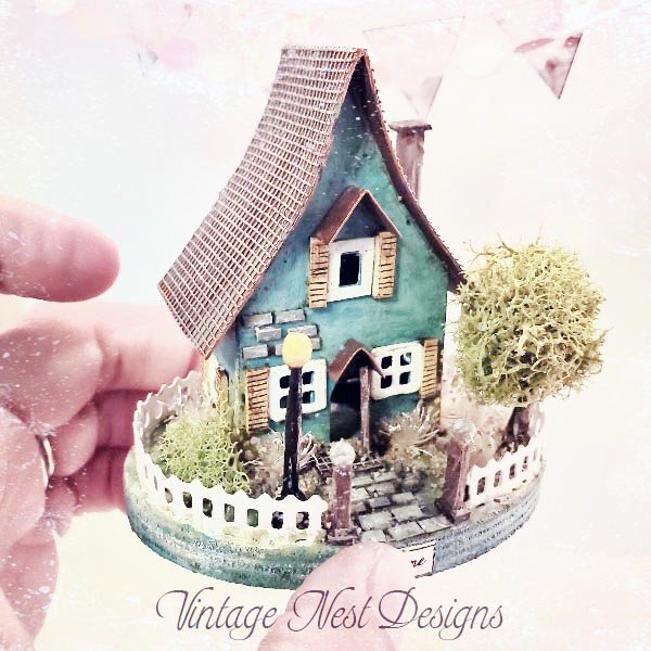Putz House No.35 Handmade Miniature image 1