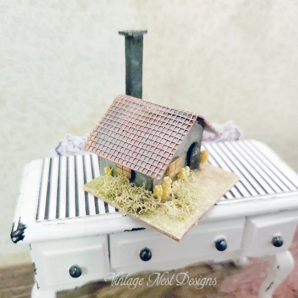 Putz House No.36 Handmade Miniature image 4
