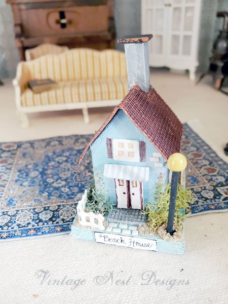 Putz House No.39 Handmade Miniature image 1