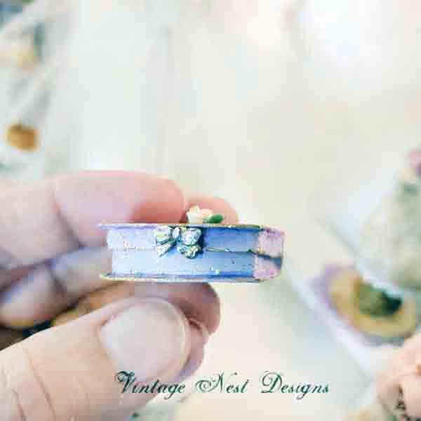 Box No.110 Dollhouse Miniature Handmade image 2