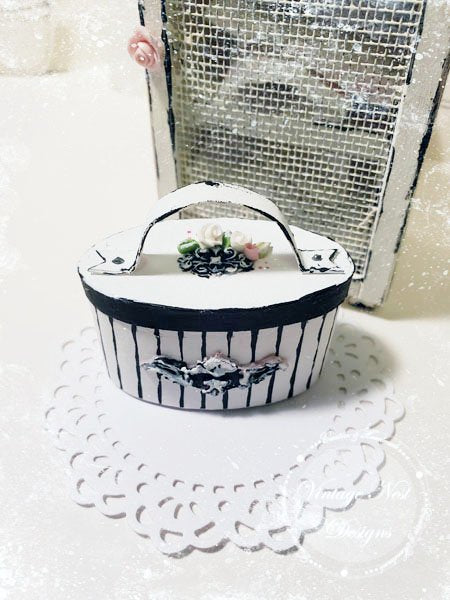 Hat Band Box No.54 Dollhouse Miniature Handmade for Dolls image 0