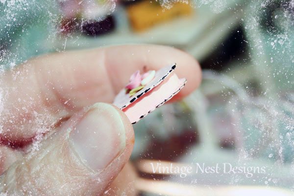 Sweetheart Box No.21 Dollhouse Miniature Handmade image 1