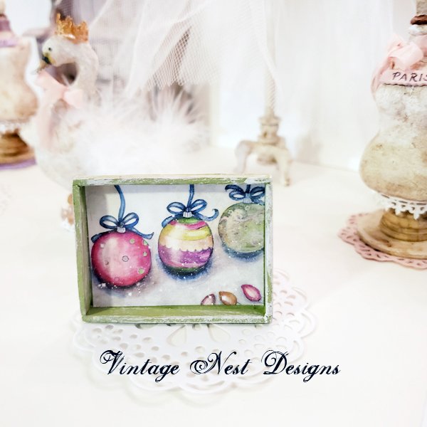 Christmas Bulbs No.2:1 Dollhouse Miniature Handmade image 0