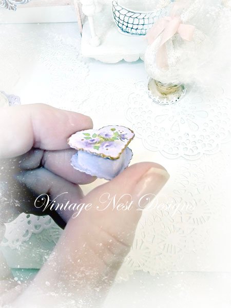 Valentine Sweetheart Box No.114 Dollhouse Miniature Handmade image 4